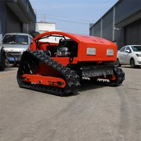 Crawler Mower b'ħafna funzjonijiet